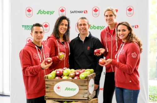Les athlètes accueillent Sobeys dans la famille d'Équipe Canada